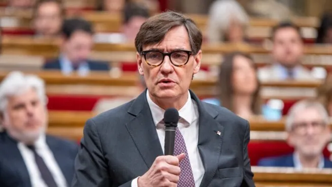 El juez del 'caso Leire Díez' apunta a la campaña del PSC que hizo 'president' a Salvador Illa