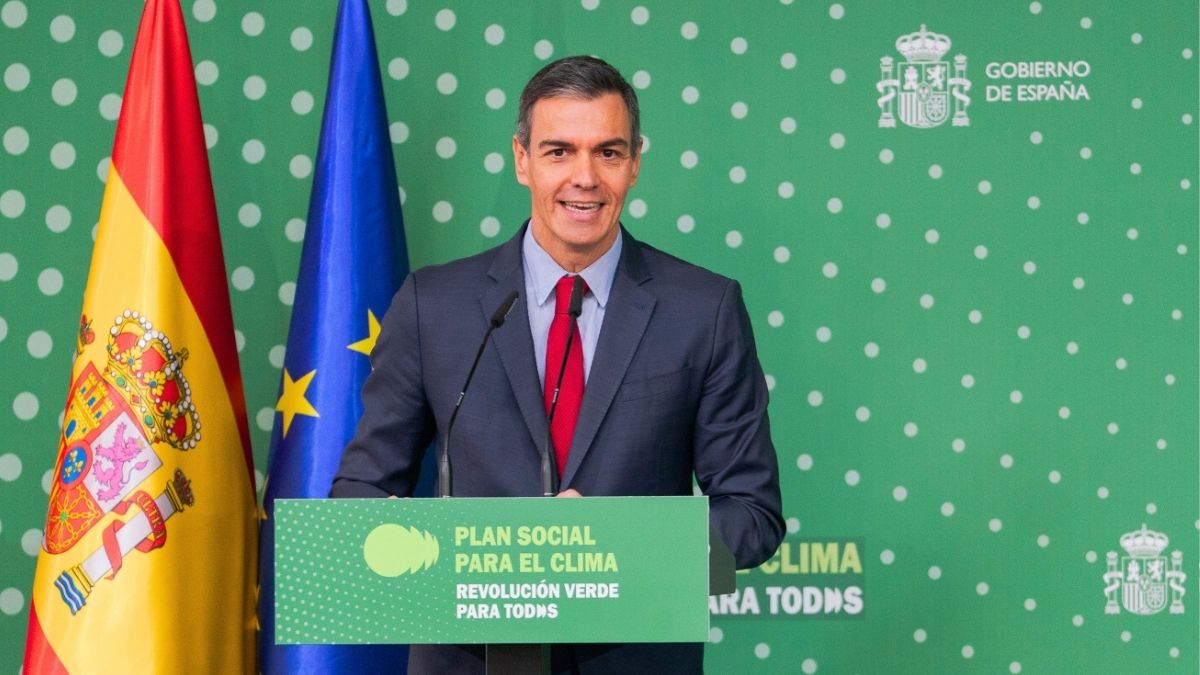Sánchez se alinea con el Papa y su encíclica: «El poder digital puede llevar a atrocidades»