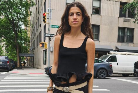 Adiós a los mocasines: las cinco sandalias de Zara y Mango que combinan con vaqueros blancos y que puedes llevar a la oficina y reutilizar para salir