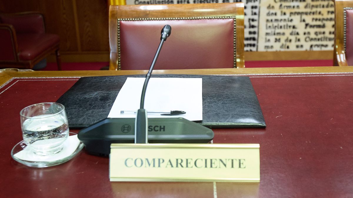 El auditor de cuentas de Plus Ultra comparece este miércoles en el Senado
