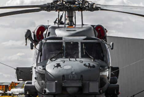 La Armada recibe un séptimo helicóptero de transporte una década después de adquirirlo