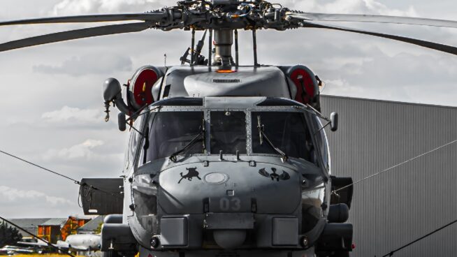 La Armada recibe un séptimo helicóptero de transporte una década después de adquirirlo