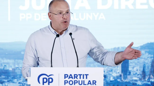 Tellado define a Zapatero como la «reina madre de todas las corrupciones» del Gobierno