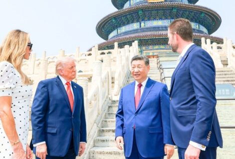 Trump pide a China construir un futuro «próspero» y «de cooperación»
