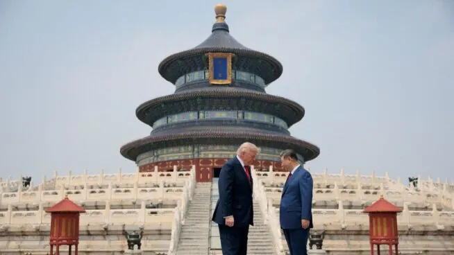 Xi advierte a Trump sobre Taiwán y dice que «no hay ganadores» en una guerra comercial