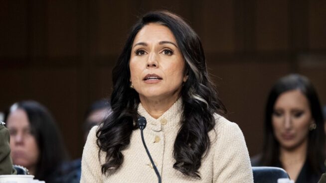 Dimite la directora de inteligencia nacional de EEUU por motivos personales