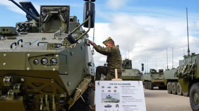 Tess Defence entrega al Ministerio de Defensa 14 nuevos blindados VCR Dragón