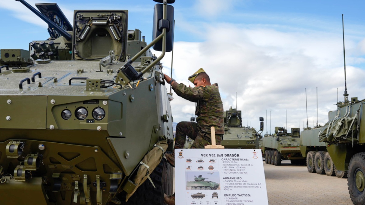 Tess Defence entrega al Ministerio de Defensa 14 nuevos blindados VCR Dragón