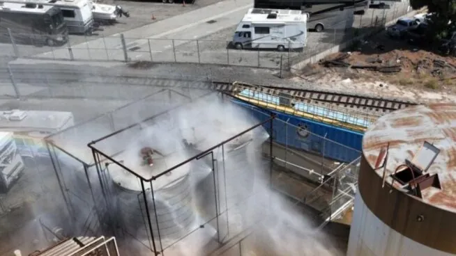 El sur de California entra en estado de emergencia por riesgo de explosión química