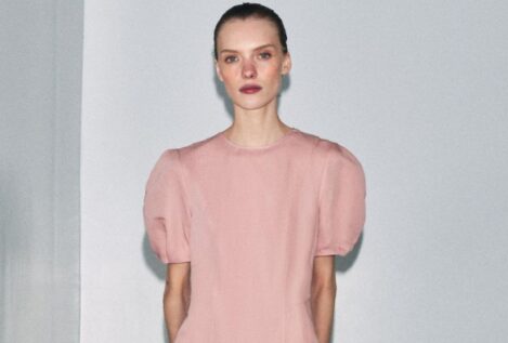Recién llegados a Zara y Mango: los cinco vestidos más elegantes y con el color tendencia para llevar como invitada de boda en primavera-verano
