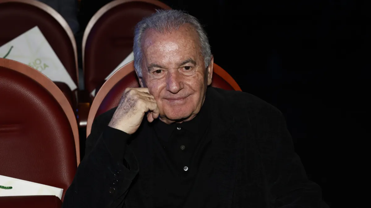 Víctor Manuel: «Mi adolescencia en Mieres fue la de ser hijo de la escasez; cuando llegué a Madrid, me sentí como un paleto de pueblo»