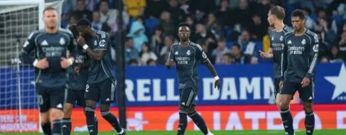 Un doblete de Vinicius ante el Espanyol atrasa el alirón del FC Barcelona