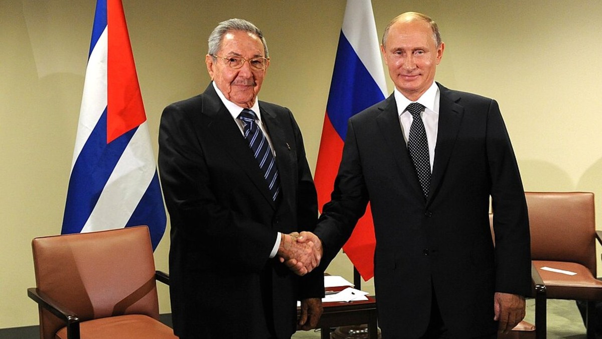 Rusia critica los intentos de EEUU de «fabricar acusaciones» contra Raúl Castro