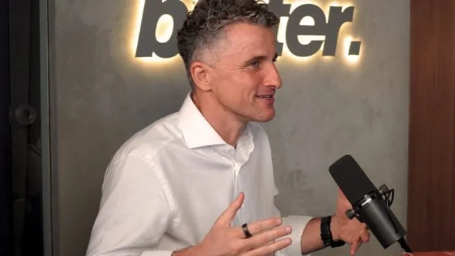 Xevi Verdaguer, experto en psiconeuroinmunología: «Si cuando te levantas no sientes hambre o no necesitas ir al baño, es una señal de alerta sobre tu descanso»