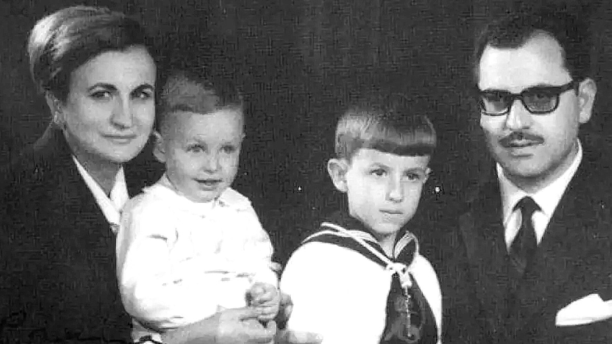 Dos familias, dos mujeres, una herencia y unas joyas bajo sospecha: todo sobre Purificación y Juana, la madre y la suegra de Zapatero