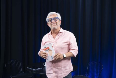 César Calderón: «Sánchez está buscando un cisne negro para poder convocar elecciones»