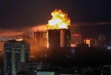 Al menos diez muertos en el mayor ataque de Rusia contra Ucrania de los últimos meses