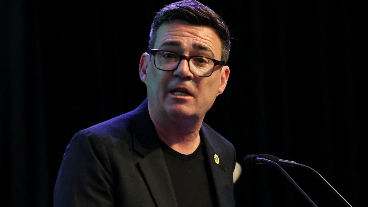El alcalde laborista Andy Burnham se hace con un escaño y podrá desafiar a Starmer