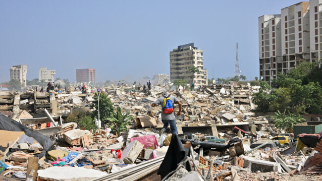 La población de Venezuela en las zonas afectadas por los terremotos estalla contra las autoridades