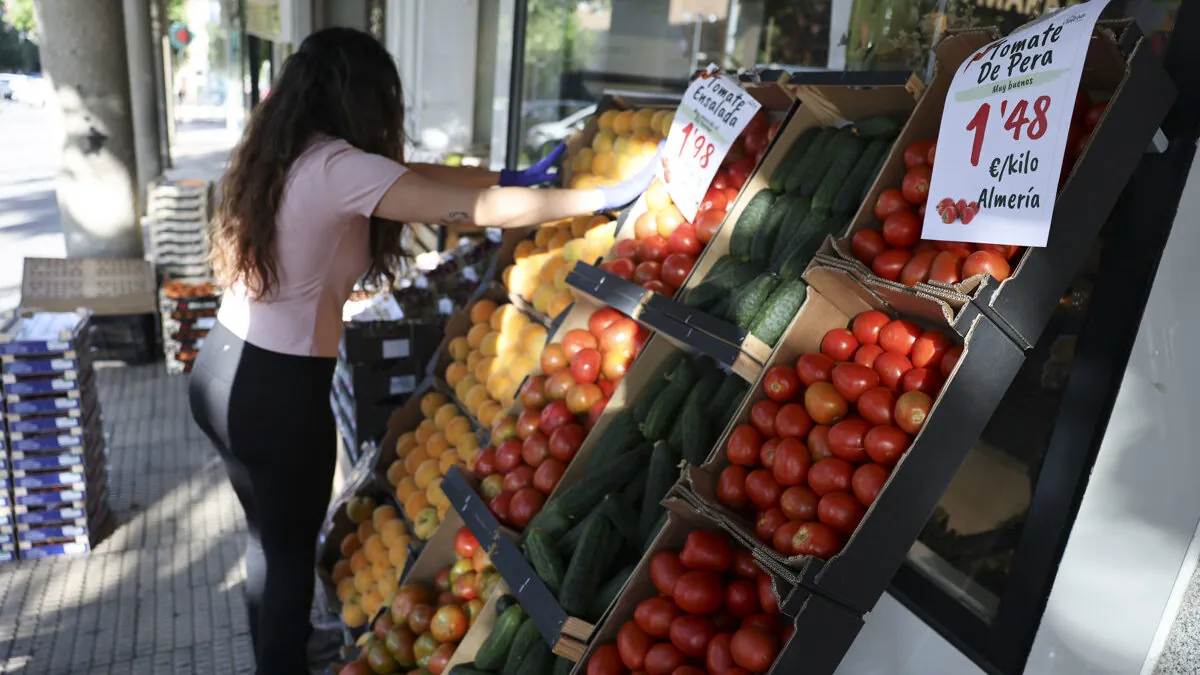 España sufre una doble crisis inflacionaria: el exceso de servicios agrava los efectos de Irán