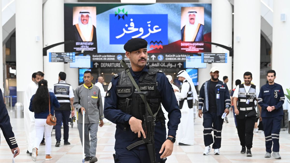 Kuwait suspende los vuelos en el aeropuerto tras un ataque iraní que causó heridos
