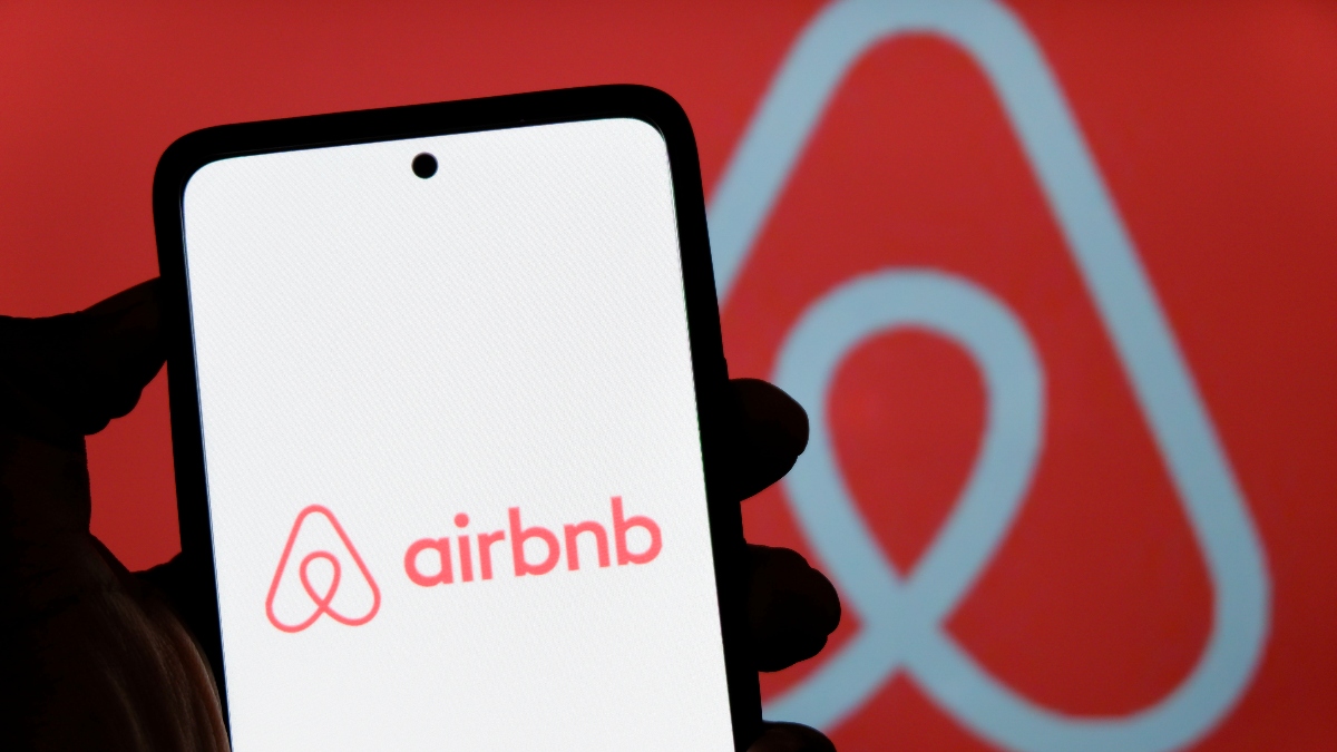 Alojarse en un Airbnb en las ciudades más turísticas es un 16,5% más caro que en un hotel