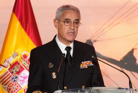 EEUU pone alfombra roja al jefe de la Armada en el 250 aniversario de su independencia