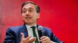 Albares ve «esencial» que la navegación por Ormuz sea «libre y segura» tras el acuerdo