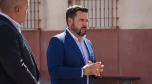 El alcalde de Gines (Sevilla) evita el juicio tras el archivo del caso de ‘La Pará’