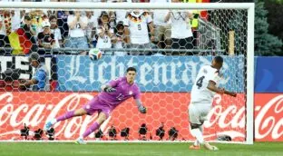 Orlando Gill obra el milagro para Paraguay que tumba a Alemania en los penaltis