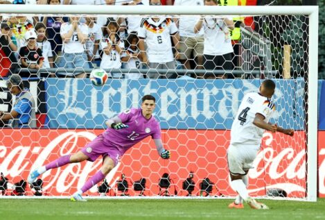 Orlando Gill obra el milagro para Paraguay que tumba a Alemania en los penaltis