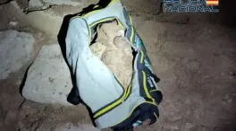 Dos detenidos 'in fraganti' intentando robar un ánfora de 2.300 años en Cartagena