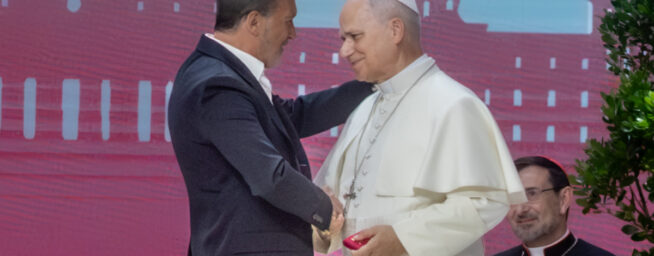Antonio Banderas y su camino a la fe tras sufrir un infarto en 2017: «He sido víctima del hechizo de Dios»