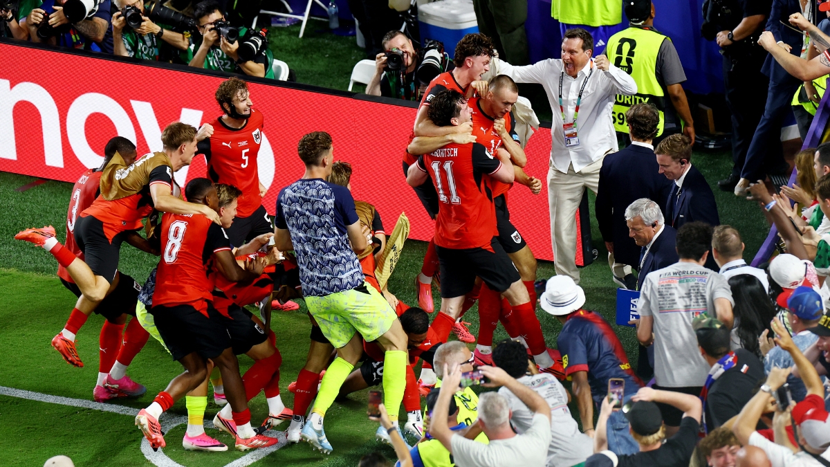 España se enfrentará a Austria en dieciseisavos tras un final caótico frente a Argelia