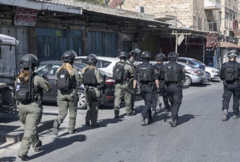 Un muerto y cinco heridos en un ataque múltiple con arma de fuego en distintos puntos de Israel