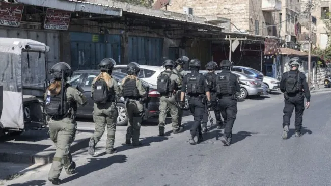 Un muerto y cinco heridos en un ataque múltiple con arma de fuego en distintos puntos de Israel