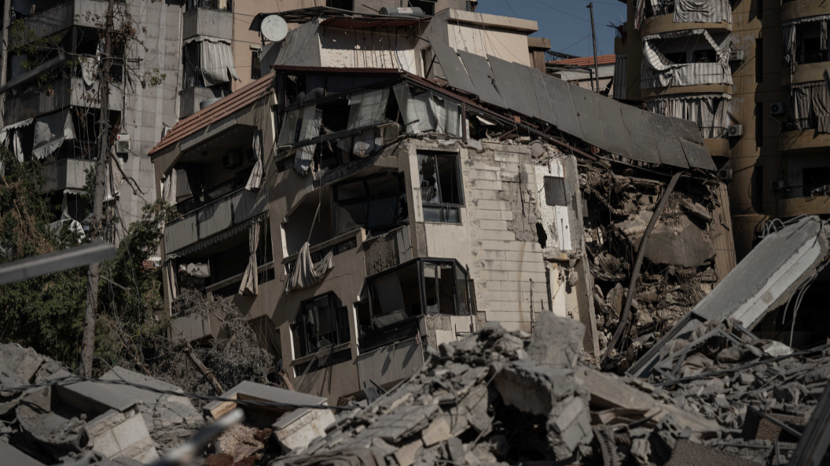Israel ataca el bastión de Hezbolá en Beirut en momento crítico entre EEUU e Irán