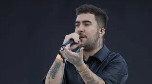 Detenido el cantante Beret por una agresión sexual días después de actuar ante el Papa