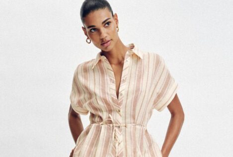 Ni flores ni animal print: las cinco blusas de rayas de Zara y Mango que más estilizan y son perfectas para crear looks de oficina en pleno junio