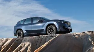 El BMW iX3 demuestra que un eléctrico puede emocionar y viajar lejos al mismo tiempo
