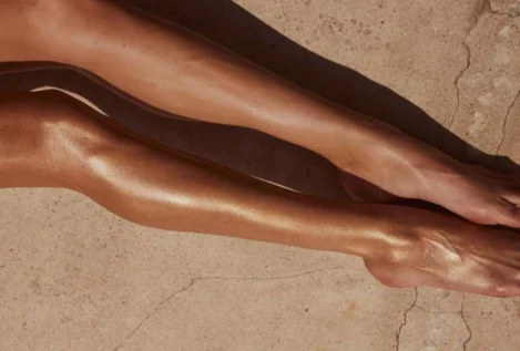 Cómo lucir un bronceado natural sin sol (y sin efecto anaranjado)