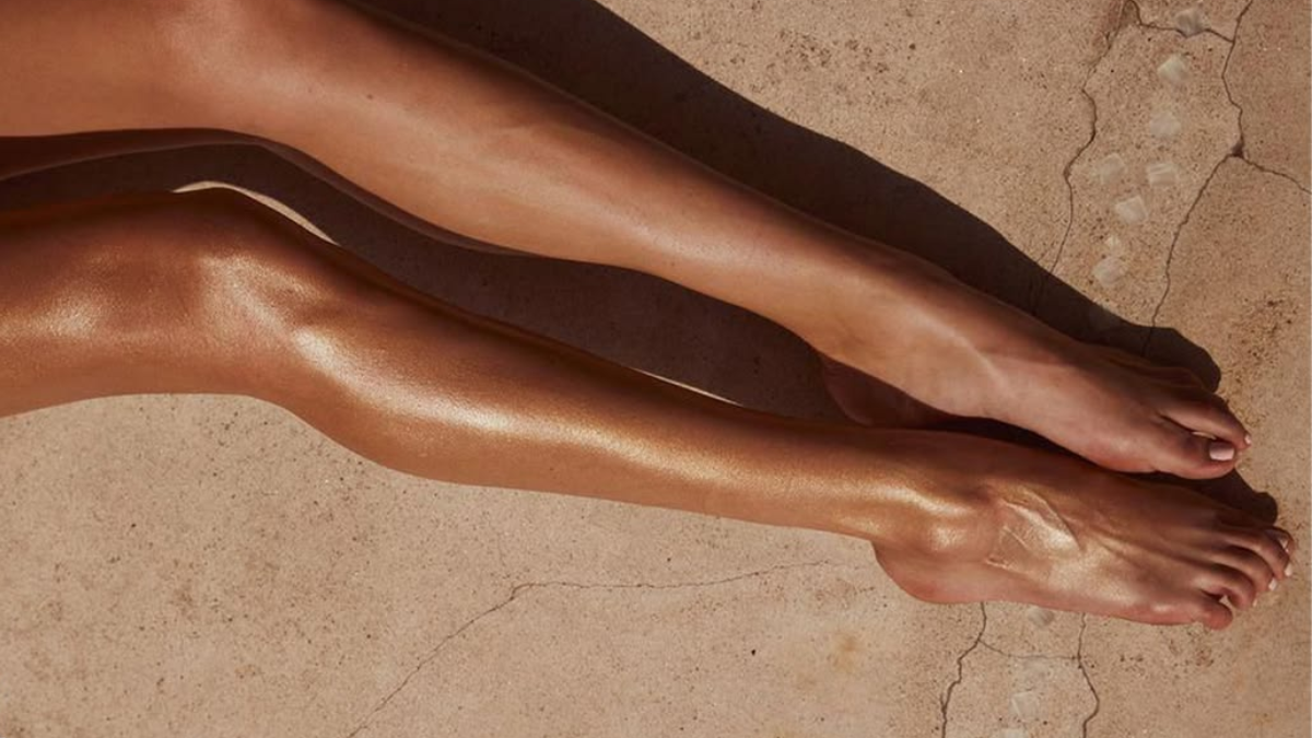 Cómo lucir un bronceado natural sin sol (y sin efecto anaranjado)