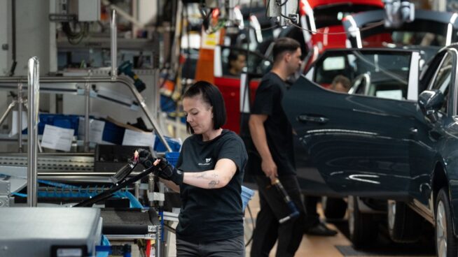 El encarecimiento de la energía pasa factura a la industria española mientras la europea resiste
