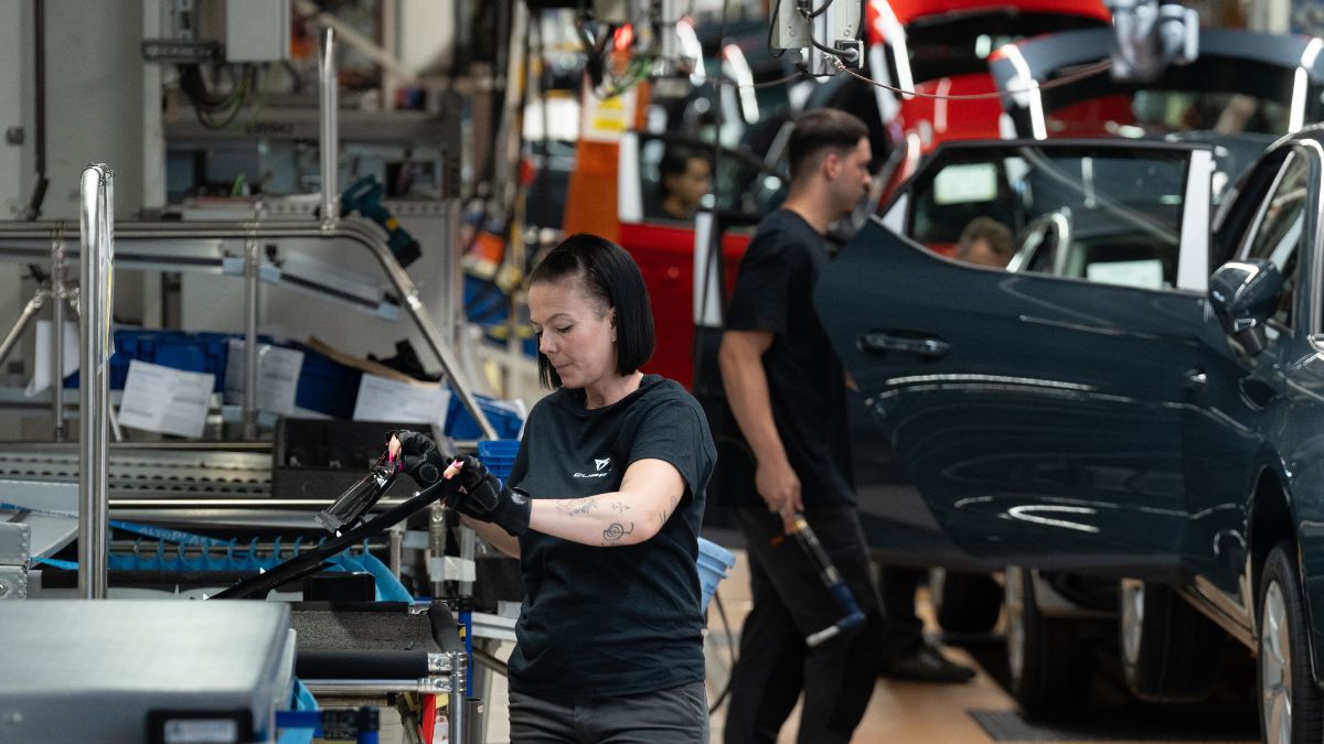 El encarecimiento de la energía pasa factura a la industria española mientras la europea resiste