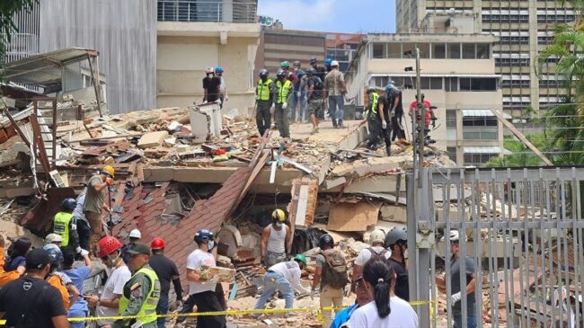 Venezuela eleva el número de víctimas por los terremotos: 920 muertos y 3.360 heridos