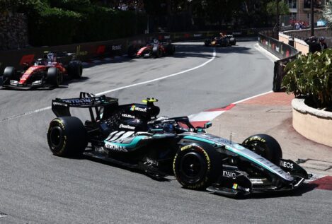 Alonso obra el milagro mientras que Antonelli se corona como rey en Mónaco tras un final loco