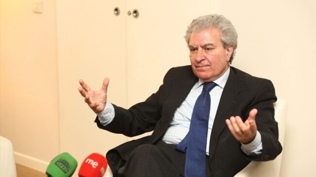 El exministro socialista César Antonio Molina cree que apoyar el sanchismo es una «herejía»