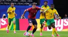 Sudáfrica rescata un empate frente a República Checa que complica la vida a ambos
