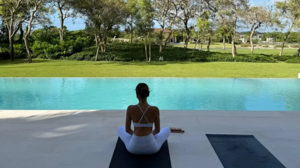Chica yoga