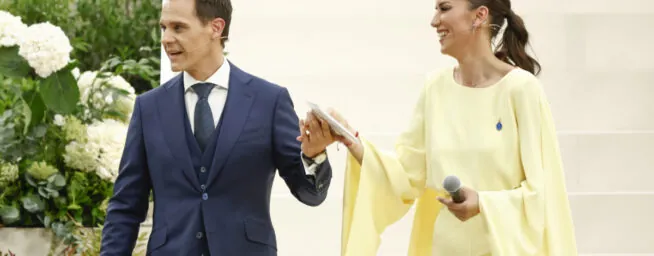 Un homenaje al Vaticano y una petición directa al Papa: Christian Gálvez y Patricia Pardo triunfan en el Bernabéu